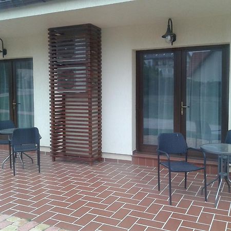Pensiunea Berna Bacău Extérieur photo