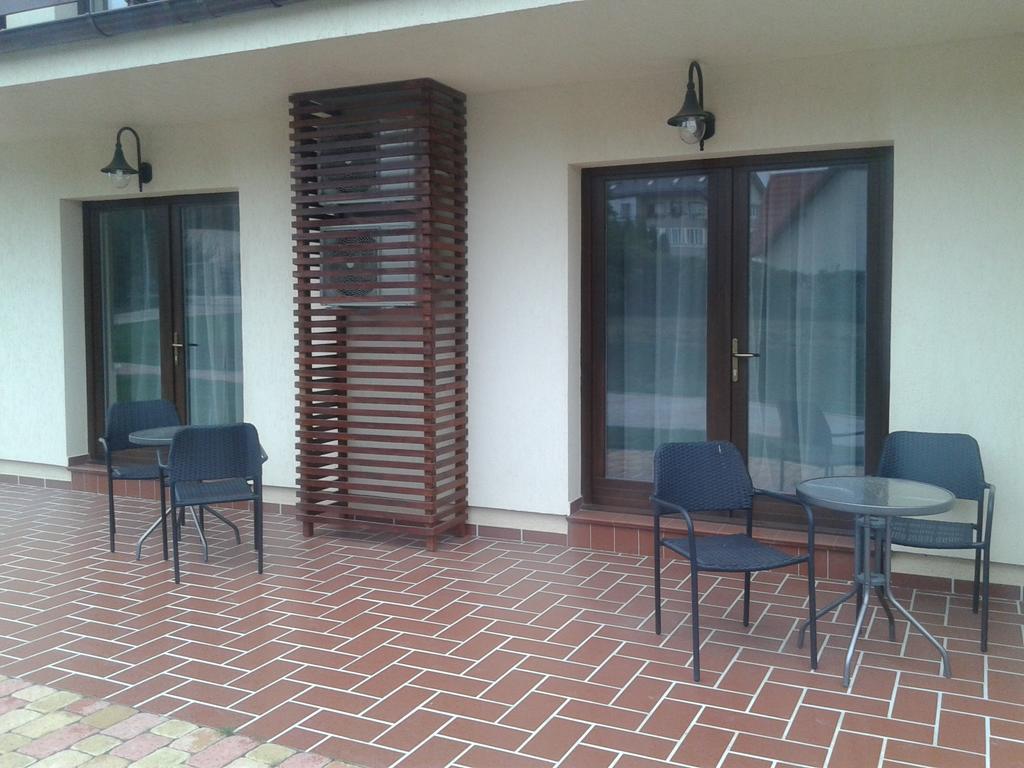 Pensiunea Berna Bacău Extérieur photo